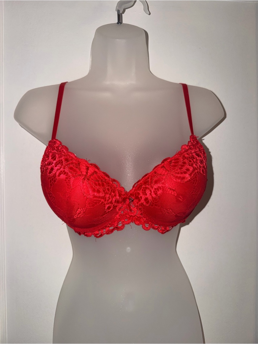 XOXO Red Lace Push-Up Bra with Adjustable Straps